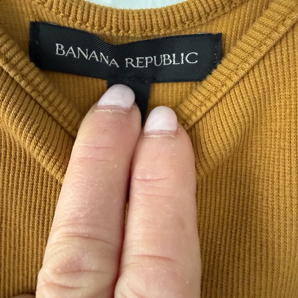 Sleeveless Mustard Split-Hem Maxi Dress by Banana Republic. New - Picture 2 of 2